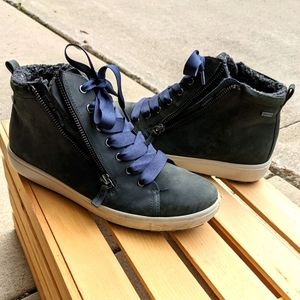 Ecco Women's Sneaker Bootie